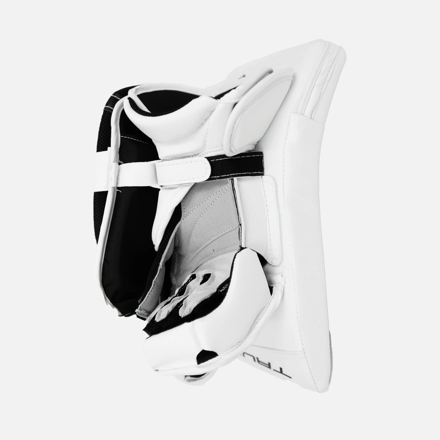 TRUE L12.2 Senior Goalie Blocker - Domestic 3 TRUE L12.2 Senior Goalie Blocker - Domestic - Image 3