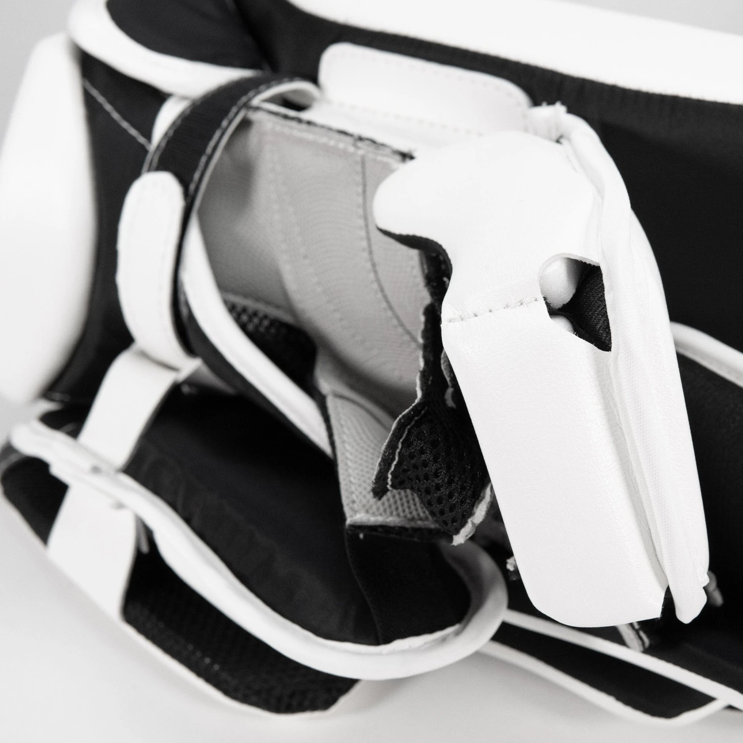 TRUE L12.2 Senior Goalie Blocker - Stock 10 TRUE L12.2 Senior Goalie Blocker - Stock - Image 10