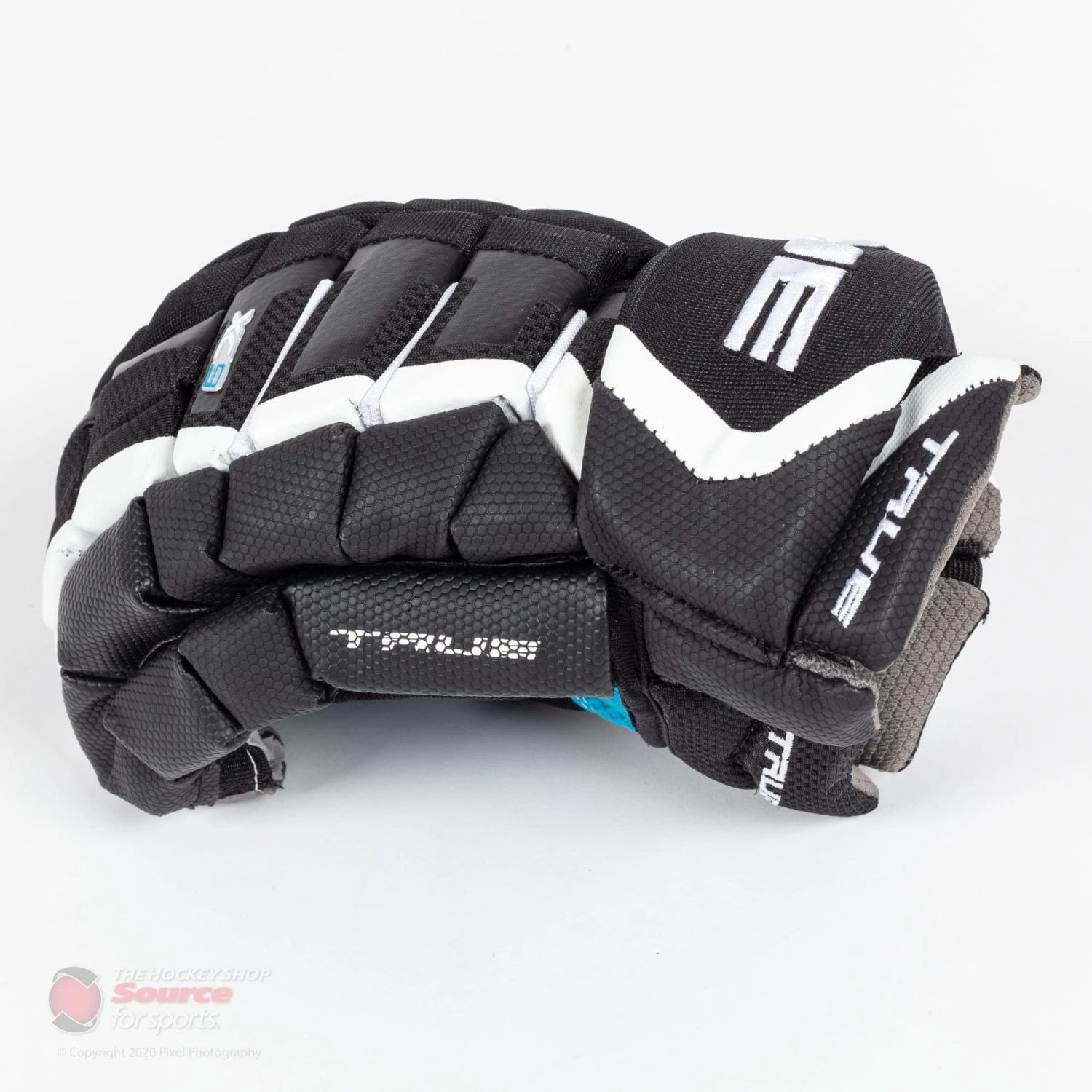 TRUE XC9 Pro Junior Hockey Gloves 4 TRUE XC9 Pro Junior Hockey Gloves - Image 4