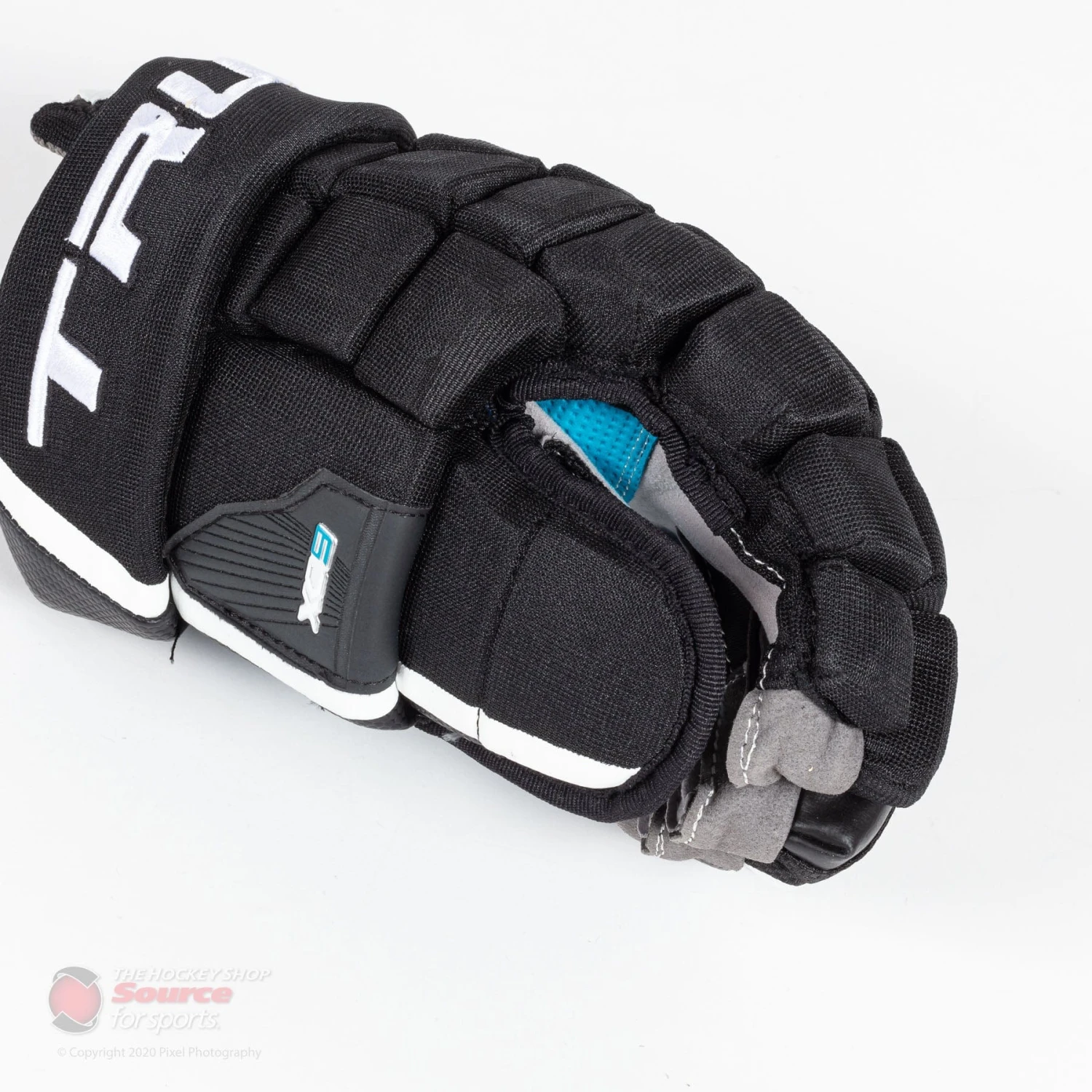 TRUE XC9 Pro Junior Hockey Gloves 2 TRUE XC9 Pro Junior Hockey Gloves - Image 2