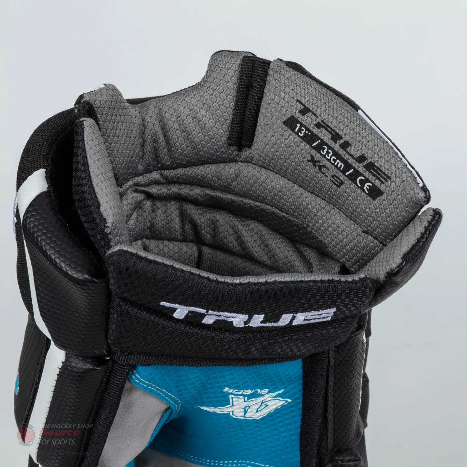 TRUE XC9 Pro Senior Hockey Gloves 7 TRUE XC9 Pro Senior Hockey Gloves - Image 7