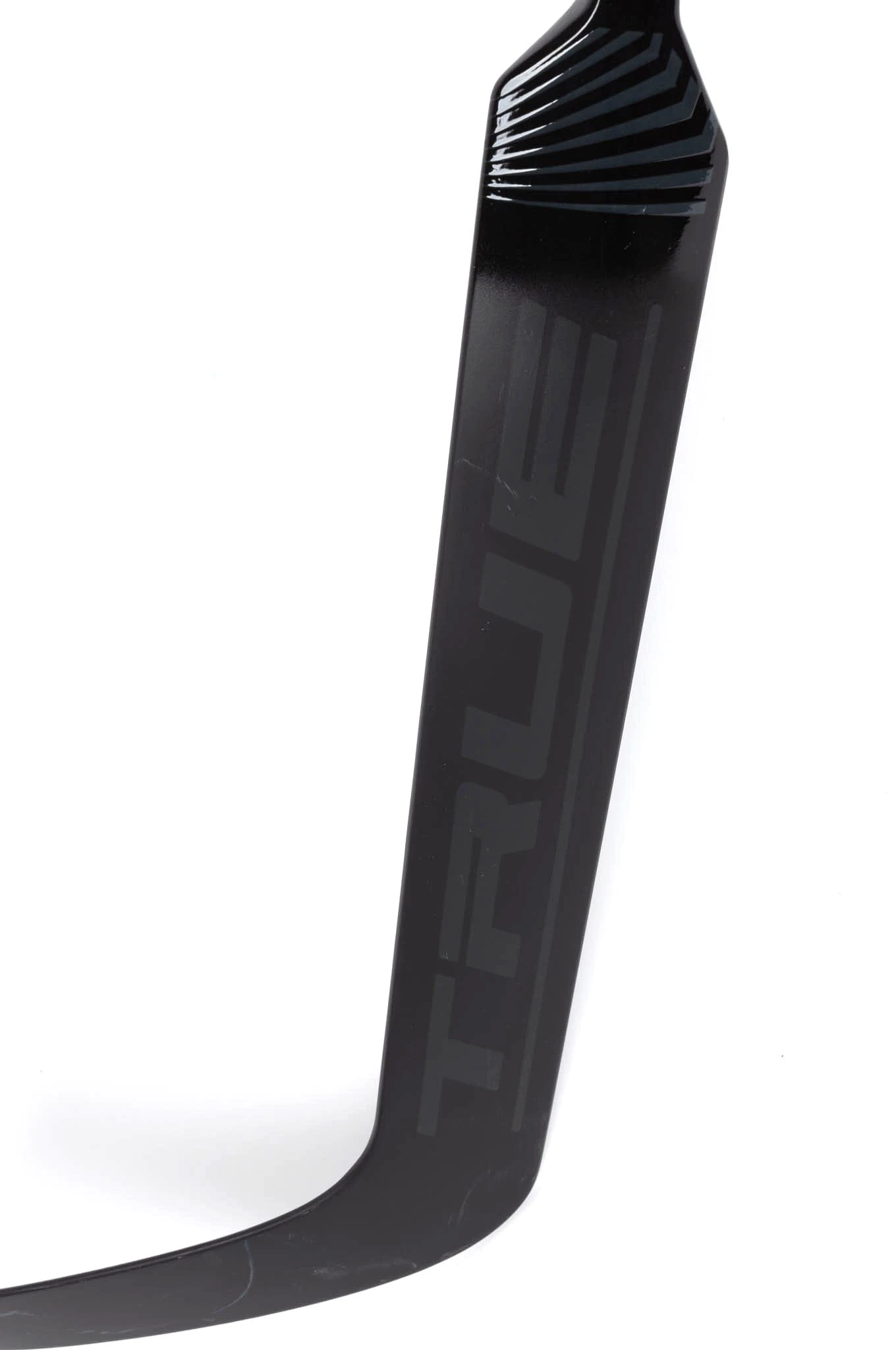 TRUE AX Pro Intermediate Goalie Stick 4 TRUE AX Pro Intermediate Goalie Stick - Image 4