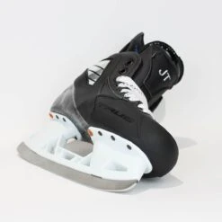 TRUE Player Junior Hockey Skates - Pro Stock - VH Holder - "JT" - Size 5 -TrueForce Hockey Sales true hockey skates true player junior hockey skates pro stock vh holder jt size 5 5 r standard 15186605080642
