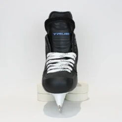 TRUE Player Junior Hockey Skates - Pro Stock - VH Holder - Size 5 -TrueForce Hockey Sales true hockey skates true player junior hockey skates pro stock vh holder size 5 5 r standard 15186600362050