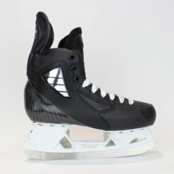 TrueForce Hockey Sales 32 TRUE Player Junior Hockey Skates - Pro Stock - VH Holder - Size 5