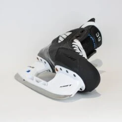 TRUE Player Senior Hockey Skates - Pro Stock - Shift Holder - "39" - Size 6 -TrueForce Hockey Sales true hockey skates true player senior hockey skates pro stock shift holder 39 size 6 6 r standard 15187097026626
