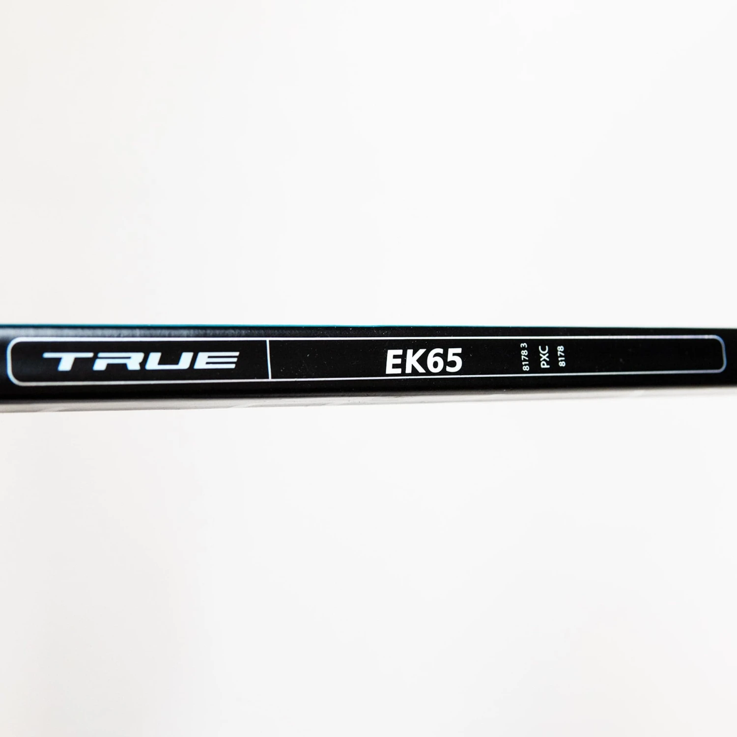 TRUE Catalyst 9X Pro Stock Senior Hockey Stick - Erik Karlsson 2 TRUE Catalyst 9X Pro Stock Senior Hockey Stick - Erik Karlsson - Image 2