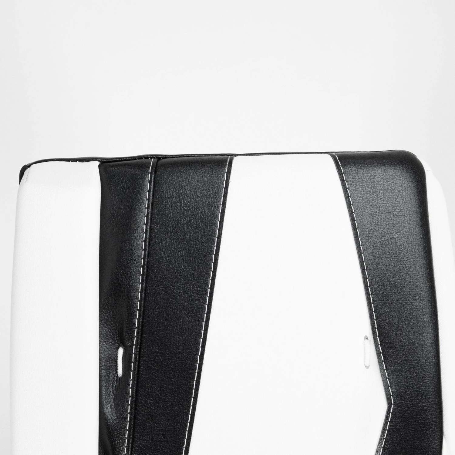 TRUE L12.2 Senior Goalie Leg Pads - Stock 15 TRUE L12.2 Senior Goalie Leg Pads - Stock - Image 15