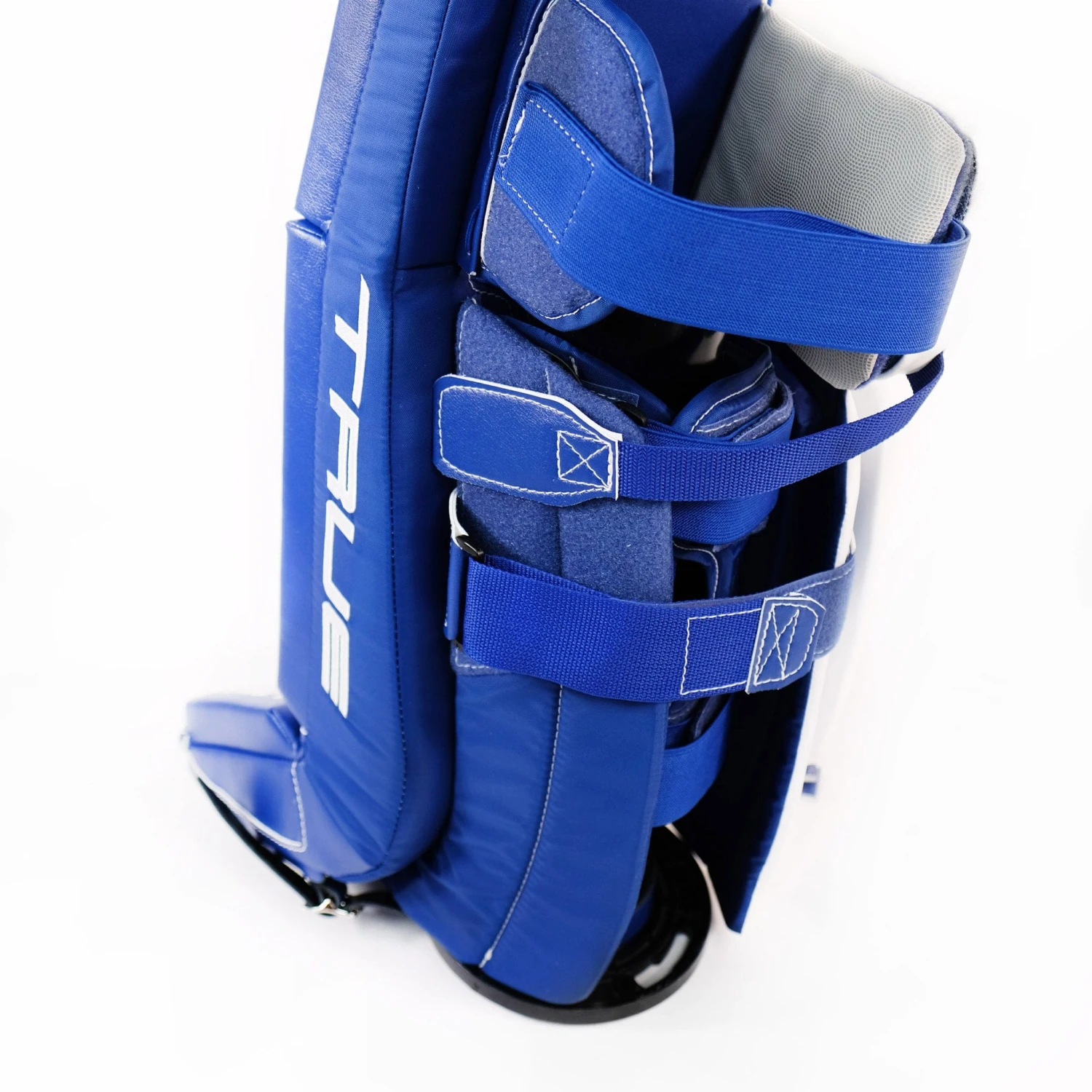 TRUE L20.2 Senior Goalie Leg Pads - Domestic 6 TRUE L20.2 Senior Goalie Leg Pads - Domestic - Image 6